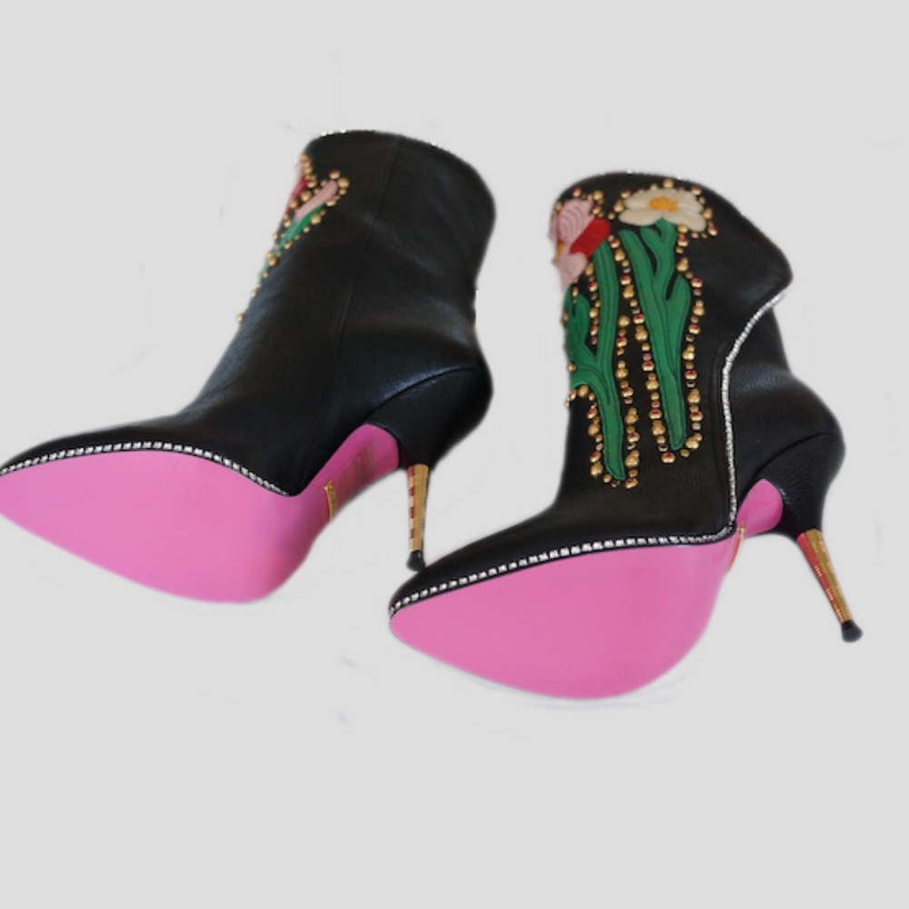 Gucci 2017 Runway Floral Appliquéd Leather Boots - Picture 2 of 8